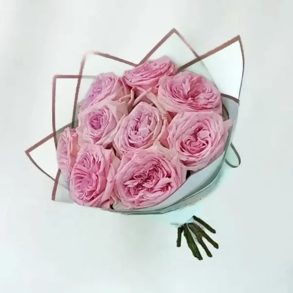 თაიგული სურნელოვანი ვარდით (9 ც)